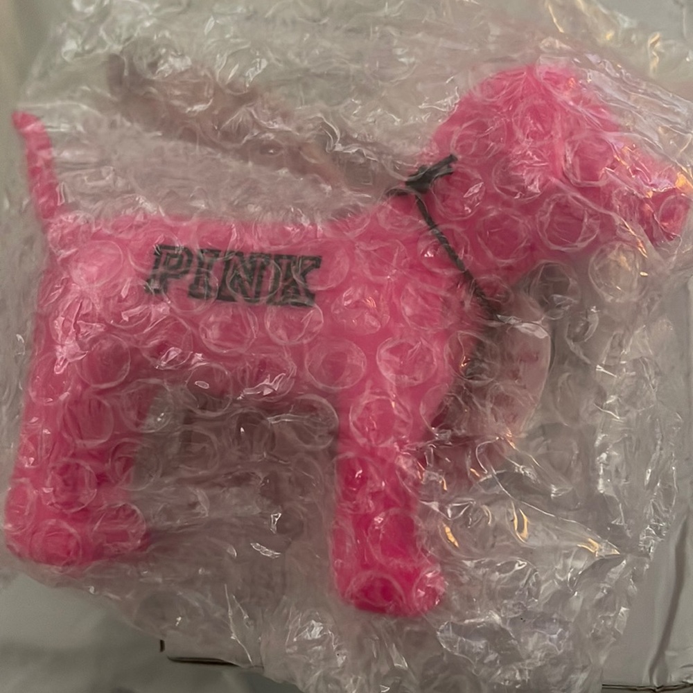VICTORIAS SECRET PINK DOG WIRELESS BLUETOOTH SPEAKER W/ USB CORD LIMITED EDITION